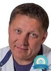 Стоматолог, стоматолог-хирург Майстренко Евгений Михайлович